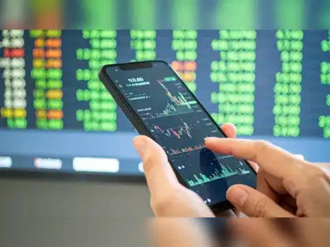 Stocks to Watch This Week: Analysts Eye Cummins India and Blue Star for Strong Gains